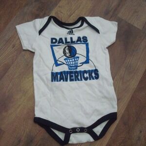 DALLAS MAVERICKS MAVS 18M BABY crawler ROMPER SHIRT VINTAGE Y2K 00S L7